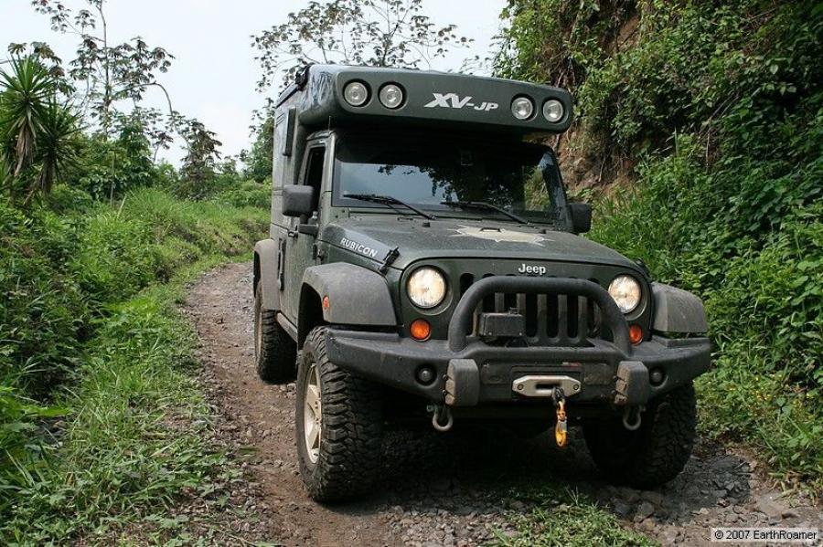  Jeep EarthRoamer XV-JP 2008 года  (фото 6 из 11)